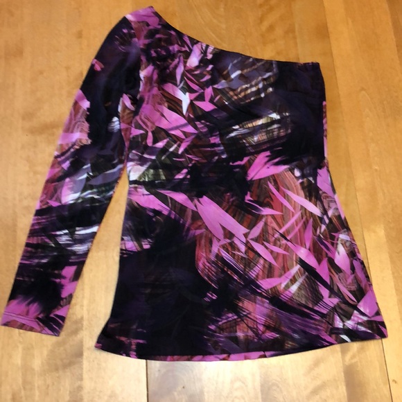 Woman’ top - Picture 2 of 3